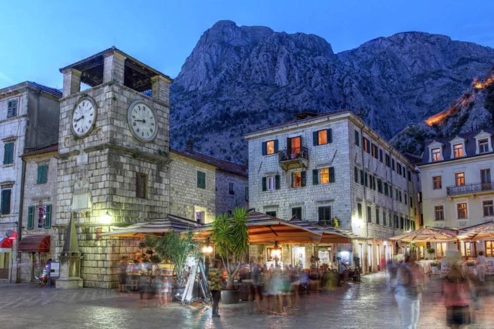 Apartments Kaleta Kotor Exterior photo